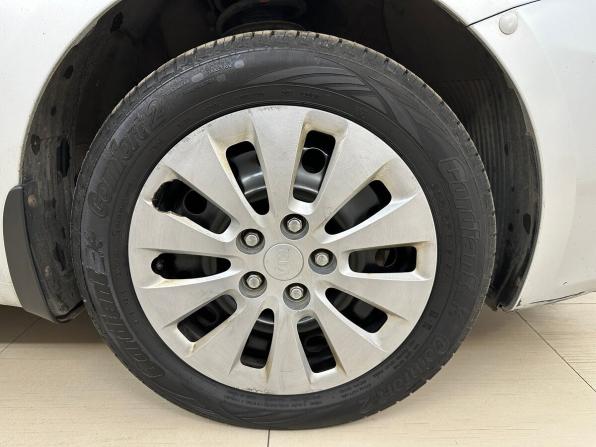 Kia Ceed II Рестайлинг с пробегом 2018 года, цена 1 310 000 рублей, 137065 км, универсал, Автокод Объявления