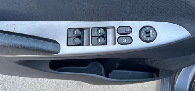 Hyundai Solaris I Рестайлинг с пробегом 2015 года, цена 690 000 рублей, 233869 км, хэтчбек, Автокод Объявления