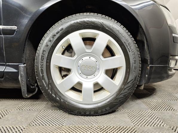 Audi A8 II (D3) Рестайлинг 2 с пробегом 2009 года, цена 1 235 000 рублей, 172105 км, седан, Автокод Объявления