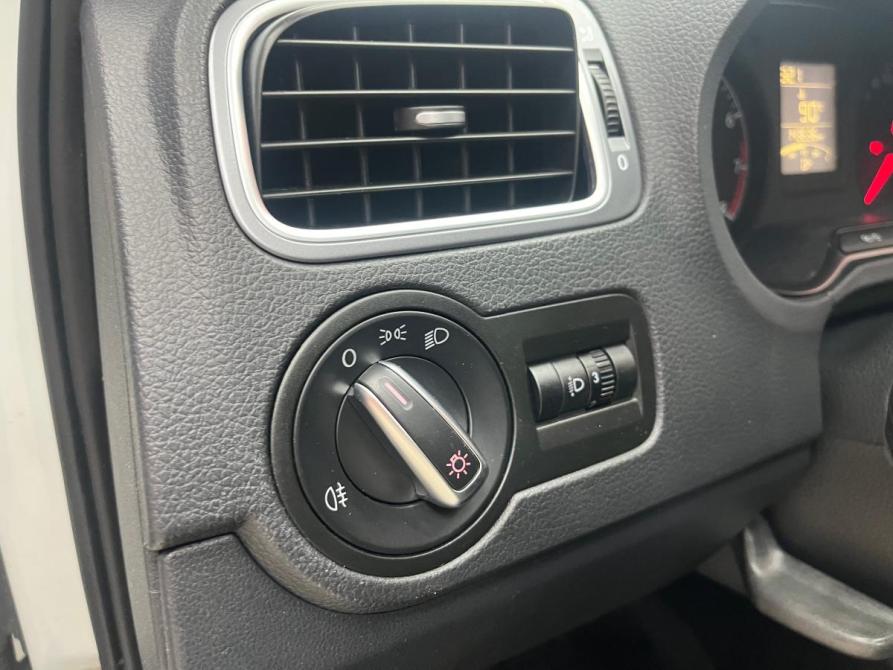 Volkswagen Polo V Рестайлинг Альметьевск  - изображение 30