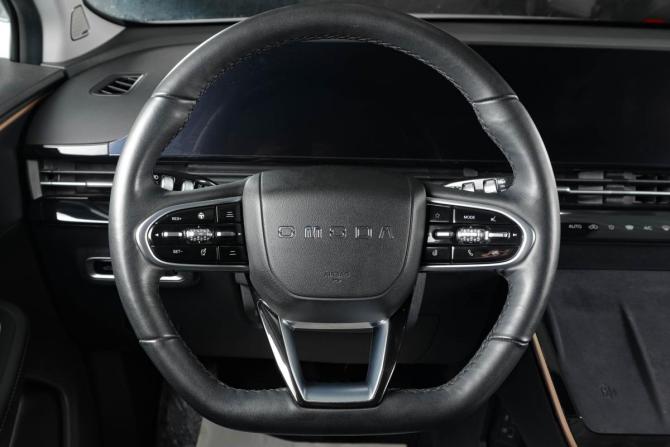 Omoda C5 I с пробегом 2023 года, цена 2 159 000 рублей, 22252 км, внедорожник, Автокод Объявления