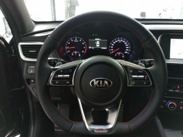 Kia Optima IV Рестайлинг с пробегом 2018 года, цена 1 880 000 рублей, 197730 км, седан, Автокод Объявления