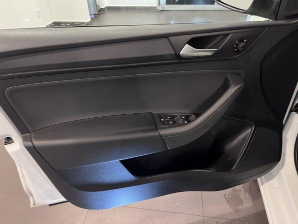 Volkswagen Polo VI с пробегом 2021 года, цена 1 250 000 рублей, 180933 км, лифтбек, Автокод Объявления