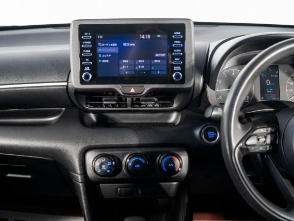 Toyota Yaris IV с пробегом 2020 года, цена 1 090 300 рублей, 60241 км, хэтчбек, Автокод Объявления
