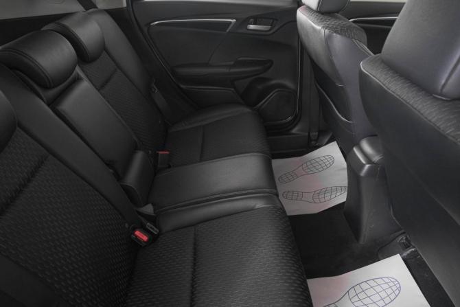 Honda Fit III с пробегом 2016 года, цена 1 199 000 рублей, 84000 км, хэтчбек, Автокод Объявления