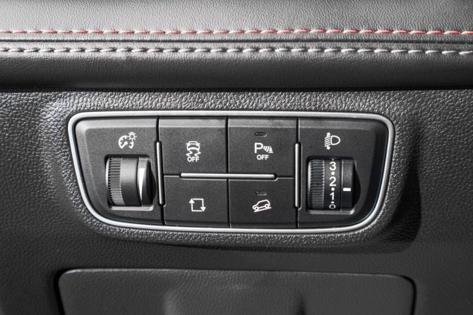 Changan CS75 I Рестайлинг с пробегом 2022 года, цена 1 799 000 рублей, 71000 км, внедорожник, Автокод Объявления