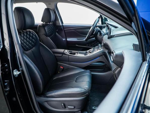 Hyundai Santa Fe IV Рестайлинг с пробегом 2021 года, цена 3 799 777 рублей, 76987 км, внедорожник, Автокод Объявления