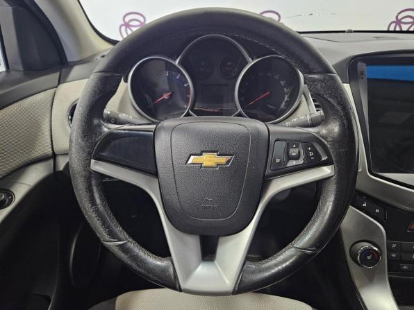 Chevrolet Cruze I Рестайлинг с пробегом 2012 года, цена 695 000 рублей, 179330 км, хэтчбек, Автокод Объявления