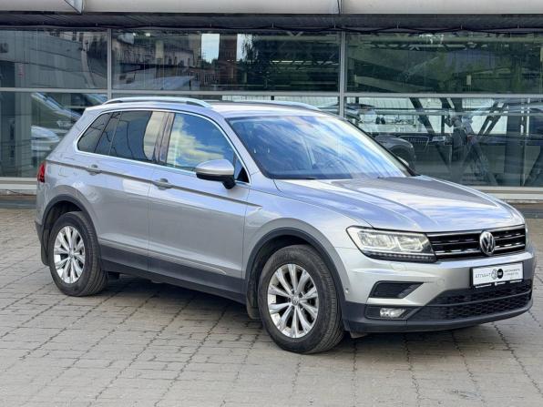 Volkswagen Tiguan II с пробегом 2018 года, цена 2 230 000 рублей, 83000 км, внедорожник, Автокод Объявления