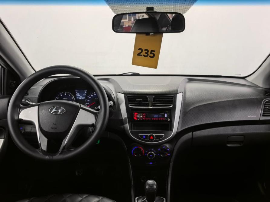 Hyundai Solaris I Санкт-Петербург  - изображение 9