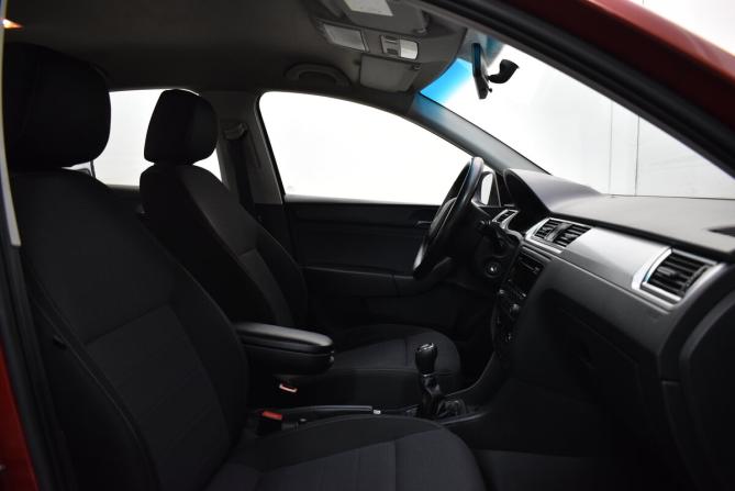 Skoda Rapid I с пробегом 2014 года, цена 810 000 рублей, 205732 км, лифтбек, Автокод Объявления