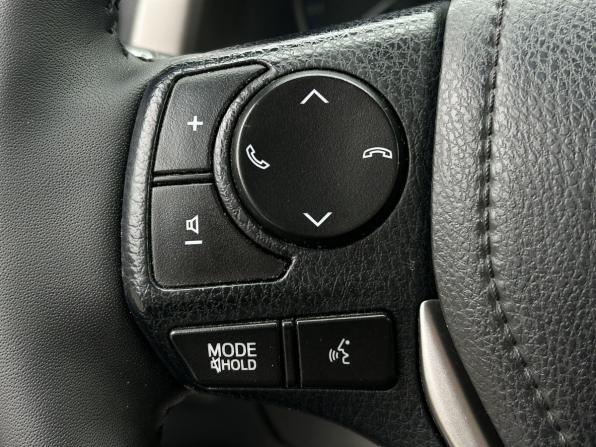 Toyota RAV4 IV (XA40) Рестайлинг с пробегом 2016 года, цена 2 140 000 рублей, 187597 км, внедорожник, Автокод Объявления