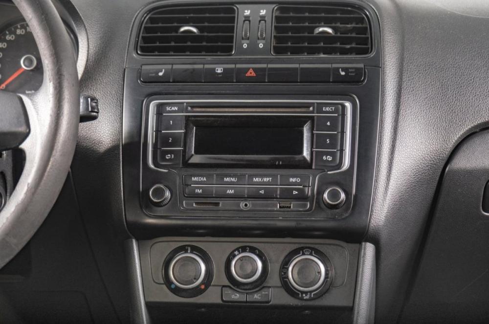 Volkswagen Polo V Томск  - изображение 14