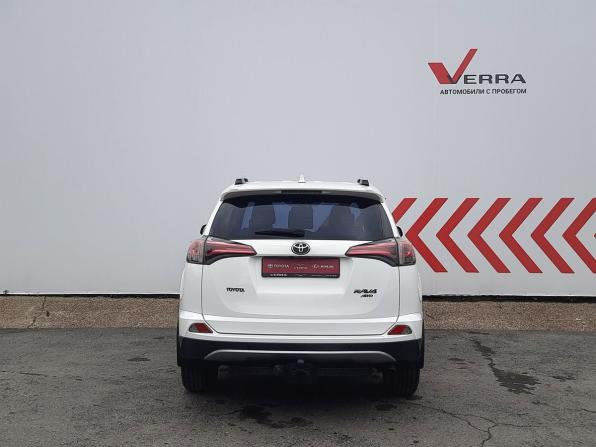 Toyota RAV4 IV (XA40) Рестайлинг с пробегом 2016 года, цена 2 320 000 рублей, 169152 км, внедорожник, Автокод Объявления