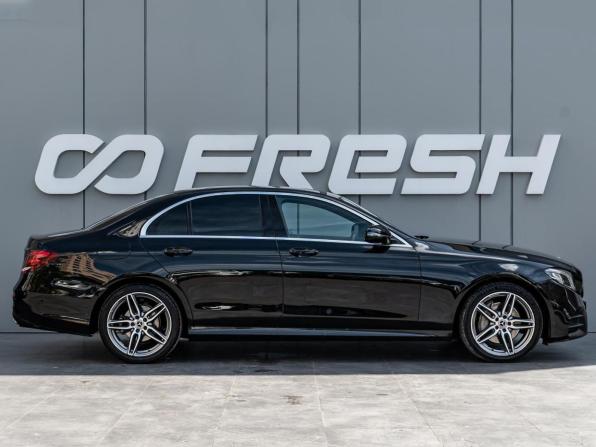 Mercedes-Benz E-Класс V (W213 S213 C238) с пробегом 2018 года, цена 2 985 000 рублей, 139281 км, седан, Автокод Объявления