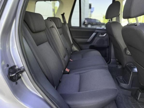 Land Rover Freelander II Рестайлинг 2 с пробегом 2014 года, цена 1 720 000 рублей, 181986 км, внедорожник, Автокод Объявления