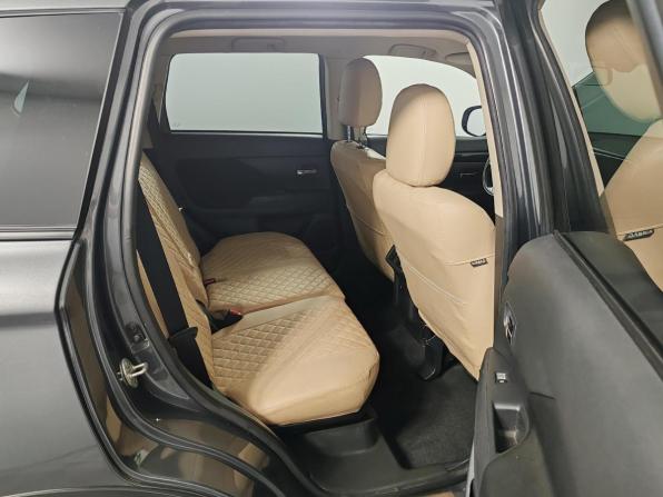 Mitsubishi Outlander III Рестайлинг 3 с пробегом 2019 года, цена 1 599 000 рублей, 258083 км, внедорожник, Автокод Объявления