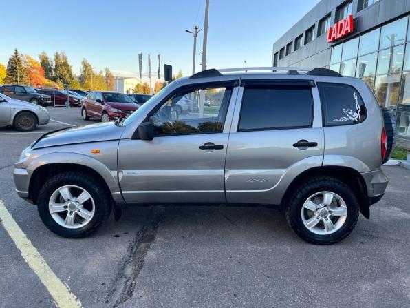Chevrolet Niva I Рестайлинг с пробегом 2011 года, цена 530 000 рублей, 154265 км, внедорожник, Автокод Объявления