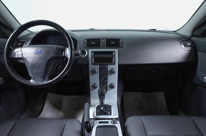 Volvo S40 II Рестайлинг с пробегом 2012 года, цена 699 000 рублей, 107200 км, седан, Автокод Объявления