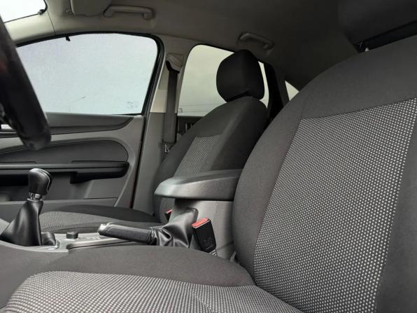 Ford Focus II Рестайлинг с пробегом 2009 года, цена 640 000 рублей, 263756 км, хэтчбек, Автокод Объявления