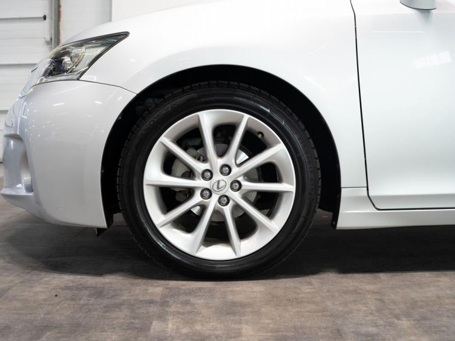 Lexus CT I Чита  - изображение 16