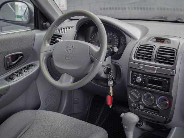 Hyundai Accent II с пробегом 2005 года, цена 360 000 рублей, 180000 км, седан, Автокод Объявления