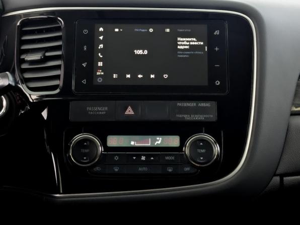 Mitsubishi Outlander III Рестайлинг 2 с пробегом 2015 года, цена 1 795 000 рублей, 158255 км, внедорожник, Автокод Объявления