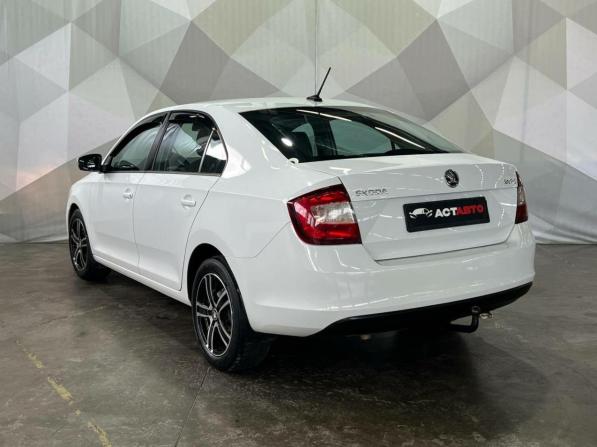 Skoda Rapid I Рестайлинг с пробегом 2019 года, цена 1 240 000 рублей, 152546 км, лифтбек, Автокод Объявления