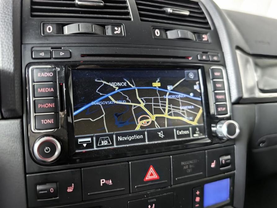 Volkswagen Touareg I Рестайлинг Москва  - изображение 21