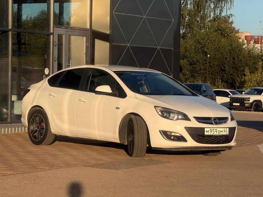 Opel Astra J Рестайлинг Калуга  - изображение 3