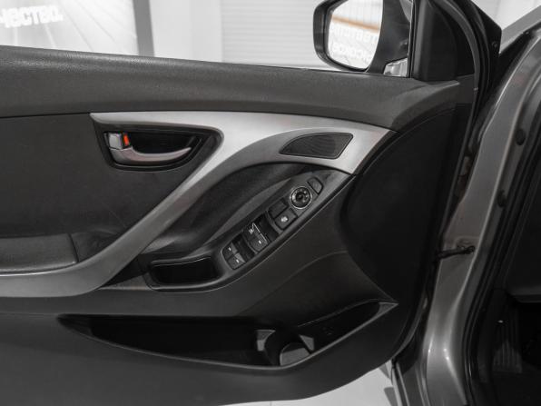 Hyundai Avante V с пробегом 2011 года, цена 840 000 рублей, 207390 км, седан, Автокод Объявления