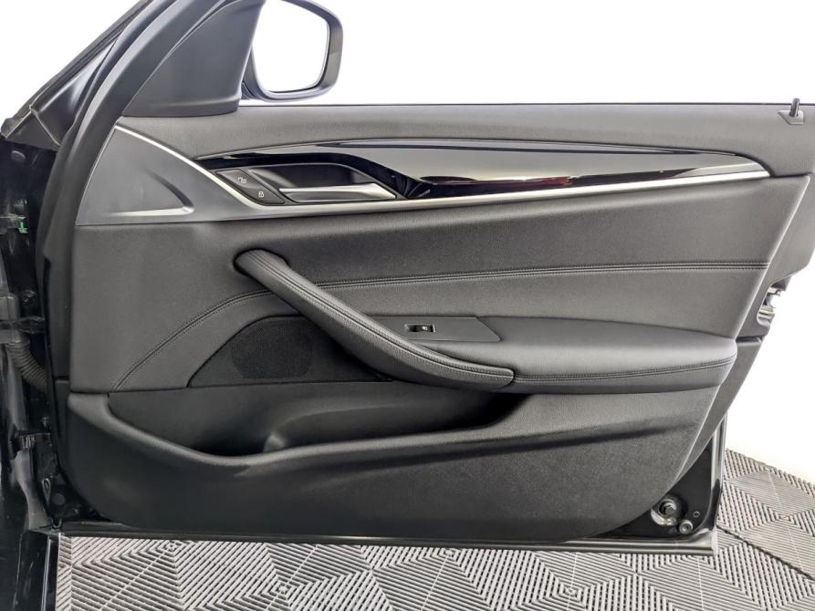 BMW 5 серии VII (G30/G31/G38) Москва  - изображение 26