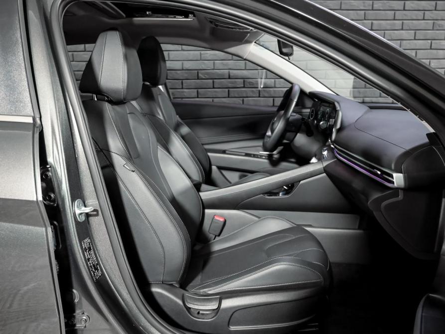 Hyundai Elantra VII (CN7) Рестайлинг Екатеринбург  - изображение 11