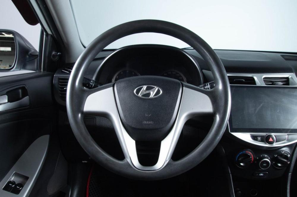 Hyundai Solaris I Челябинск  - изображение 8