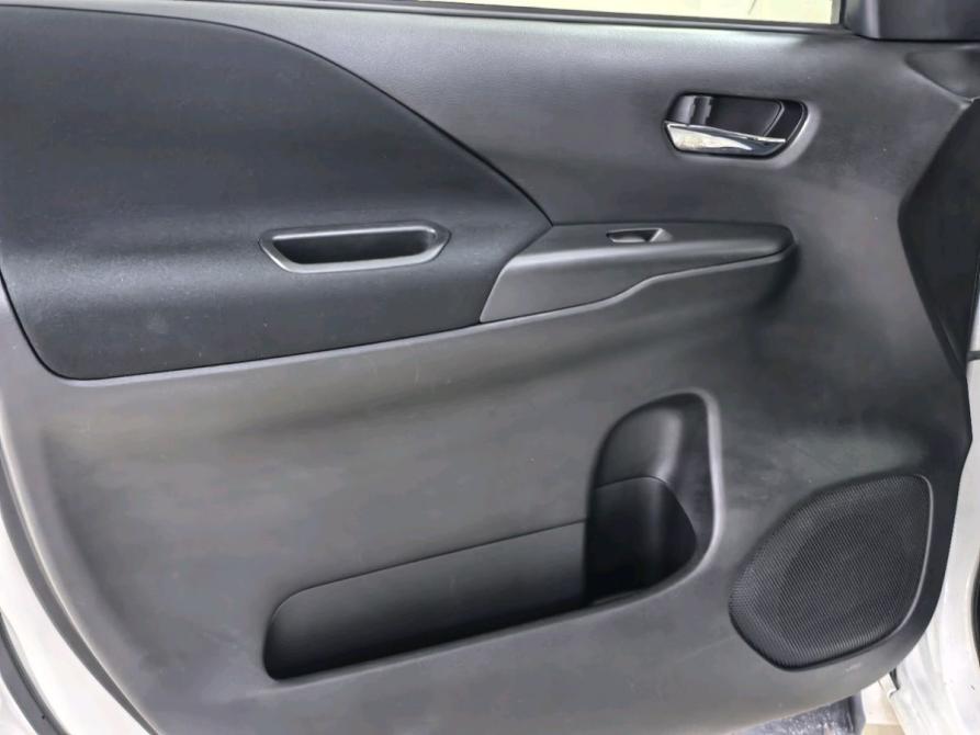Nissan Serena V (C27) Рестайлинг Краснодар  - изображение 23