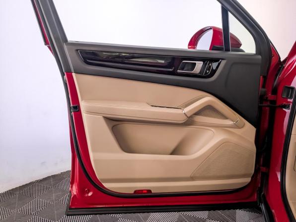 Porsche Cayenne III с пробегом 2020 года, цена 6 765 000 рублей, 48495 км, внедорожник, Автокод Объявления