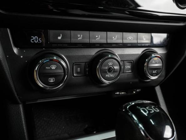 Skoda Octavia III (A7) с пробегом 2017 года, цена 1 547 000 рублей, 197077 км, лифтбек, Автокод Объявления