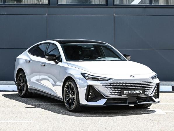 Changan UNI-V I с пробегом 2024 года, цена 2 499 000 рублей, 8013 км, лифтбек, Автокод Объявления