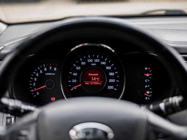 Kia Rio III Рестайлинг с пробегом 2015 года, цена 944 000 рублей, 127288 км, седан, Автокод Объявления