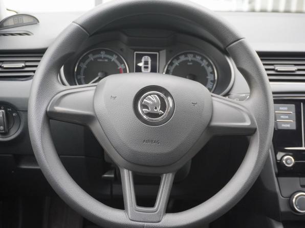 Skoda Octavia III (A7) Рестайлинг с пробегом 2020 года, цена 1 650 000 рублей, 96764 км, лифтбек, Автокод Объявления