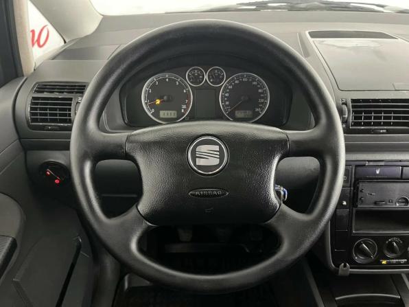 SEAT Alhambra I Рестайлинг с пробегом 2001 года, цена 285 000 рублей, 254817 км, минивэн, Автокод Объявления