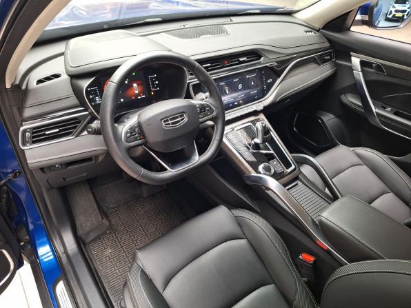 Geely Atlas Pro с пробегом 2021 года, цена 1 850 000 рублей, 27230 км, внедорожник, Автокод Объявления