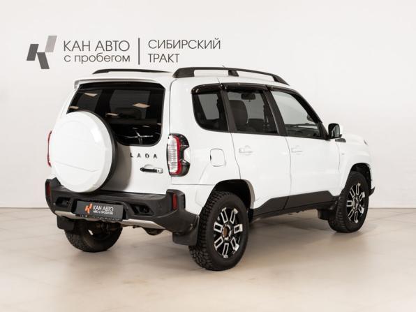 Lada (ВАЗ) Niva Travel I с пробегом 2024 года, цена 1 093 400 рублей, 48991 км, внедорожник, Автокод Объявления