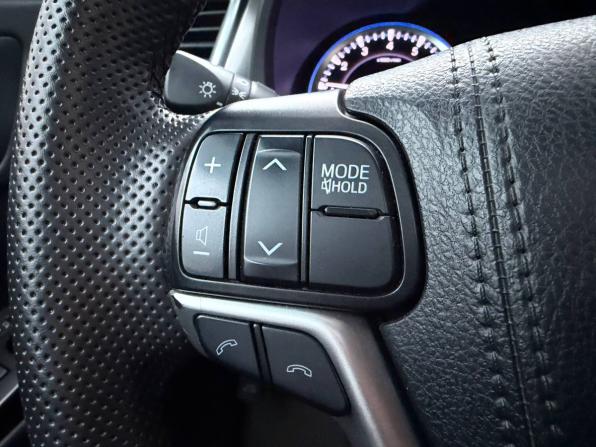 Toyota Highlander III (XU50) Рестайлинг с пробегом 2020 года, цена 4 250 000 рублей, 99354 км, внедорожник, Автокод Объявления
