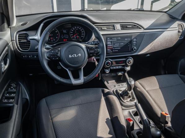 Kia Rio IV Рестайлинг с пробегом 2022 года, цена 1 840 000 рублей, 61192 км, хэтчбек, Автокод Объявления
