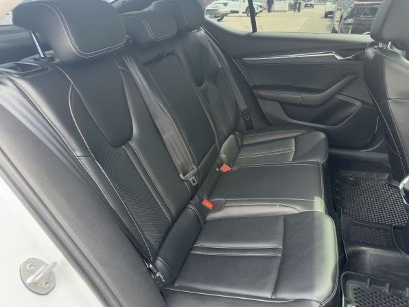 Skoda Octavia IV (A8) с пробегом 2023 года, цена 2 920 000 рублей, 39805 км, лифтбек, Автокод Объявления