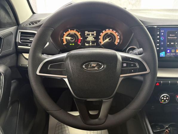 Lada (ВАЗ) Vesta I Рестайлинг (NG) с пробегом 2024 года, цена 1 225 000 рублей, 52382 км, седан, Автокод Объявления