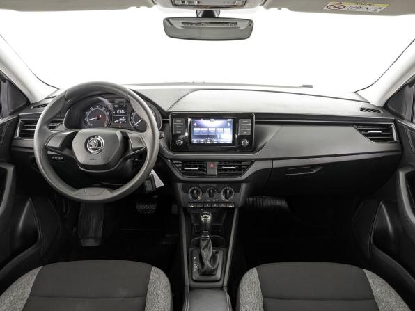 Skoda Rapid II с пробегом 2021 года, цена 1 360 000 рублей, 118485 км, лифтбек, Автокод Объявления