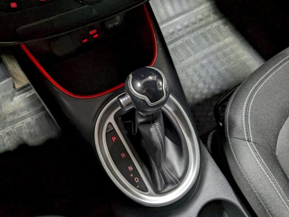 Kia Soul II Рестайлинг с пробегом 2019 года, цена 1 740 000 рублей, 111280 км, хэтчбек, Автокод Объявления