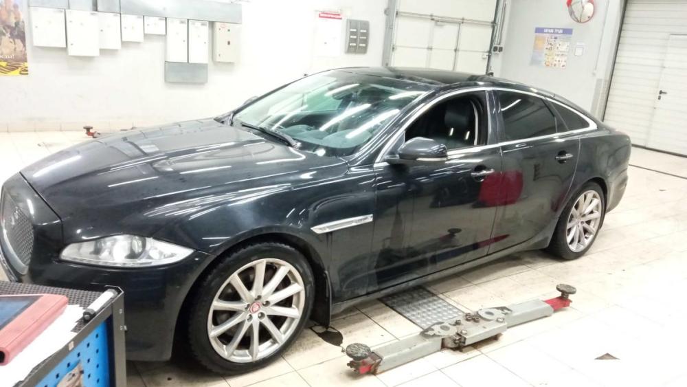 Jaguar XJ IV (X351) Санкт-Петербург  - изображение 1